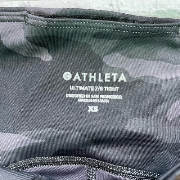 Athleta Grey & Green Camo 7/8 Ultimate Tight Leggings - Picture 4 of 4